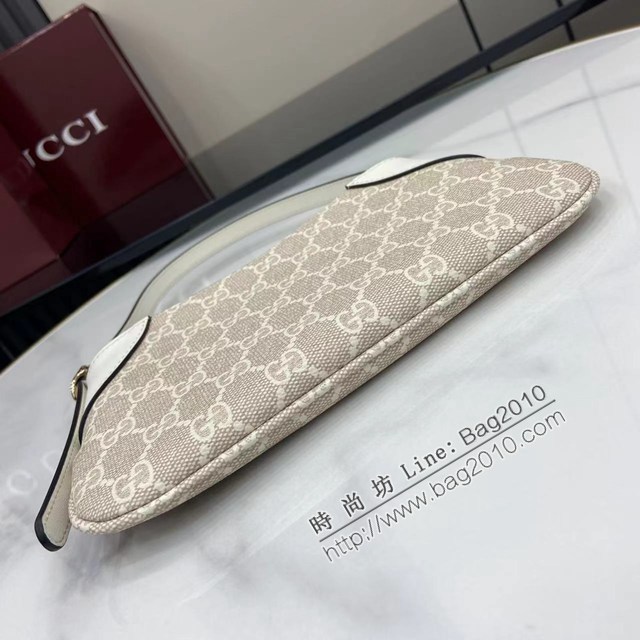 Gucci專櫃古馳最新款Emblem系列超迷你肩背包腋下包 jh2638型號：820696